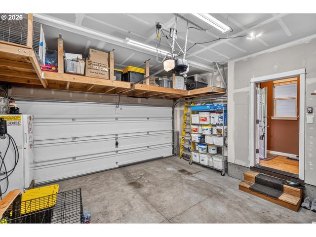 1981 Nw 2ND Ct, Hillsboro, OR 97124