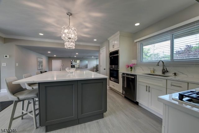 30 Bogert Rd, Montville Twp., NJ 07058