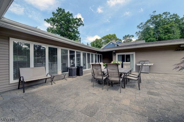 30 Bogert Rd, Montville Twp., NJ 07058