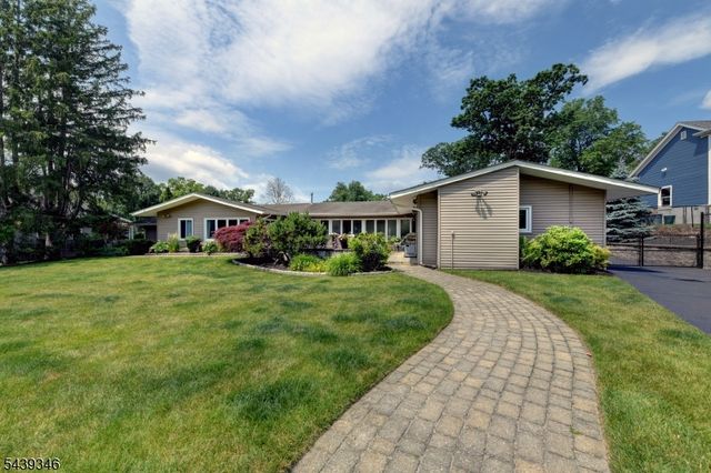 30 Bogert Rd, Montville Twp., NJ 07058