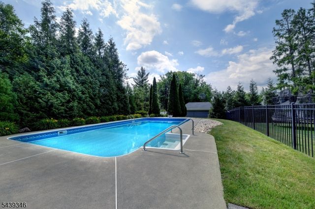 30 Bogert Rd, Montville Twp., NJ 07058