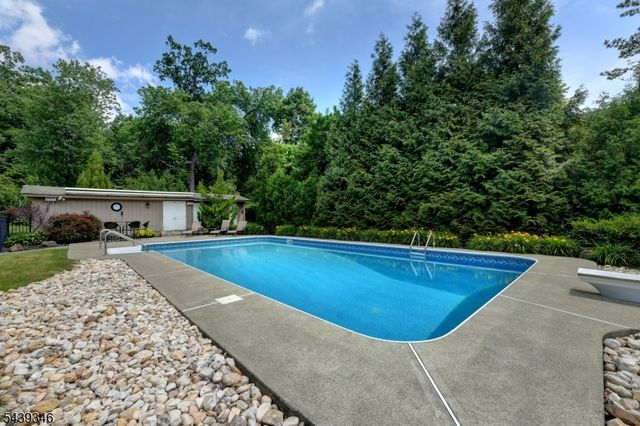 30 Bogert Rd, Montville Twp., NJ 07058