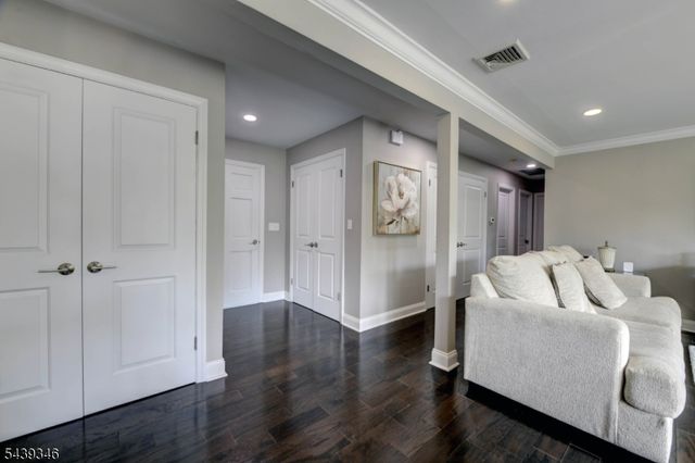 30 Bogert Rd, Montville Twp., NJ 07058