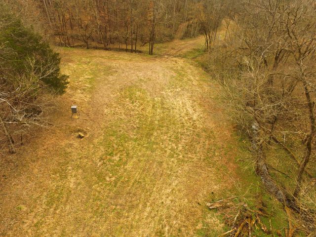 290 Hazel Huffines Ln, Whitleyville, TN 38588