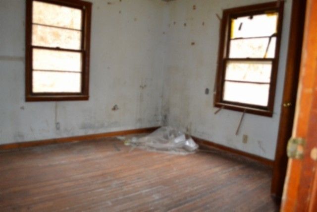 290 Hazel Huffines Ln, Whitleyville, TN 38588