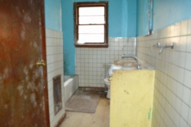 290 Hazel Huffines Ln, Whitleyville, TN 38588