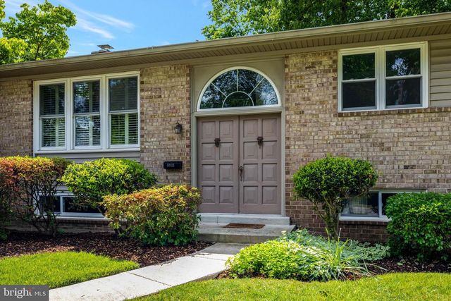 8803 KENILWORTH DR, Springfield, VA 22151