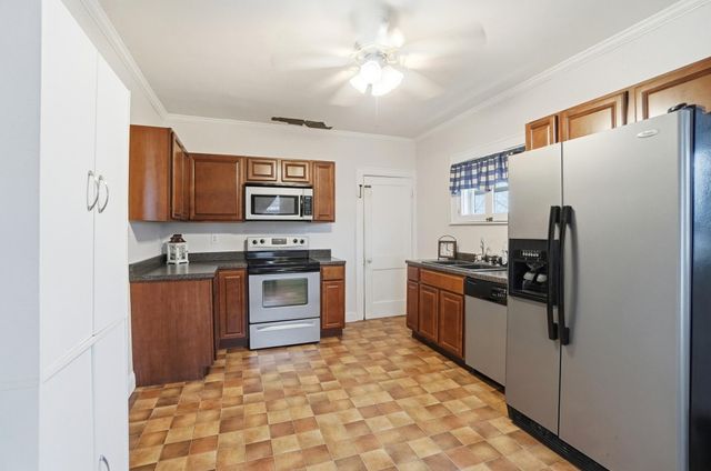 2001 Alexandria Pike, Newport, KY 41076