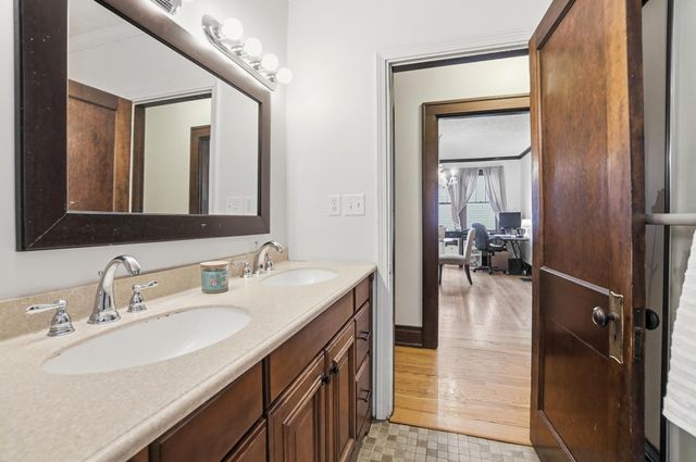 2001 Alexandria Pike, Newport, KY 41076