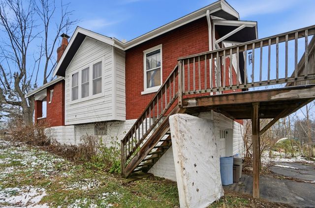 2001 Alexandria Pike, Newport, KY 41076