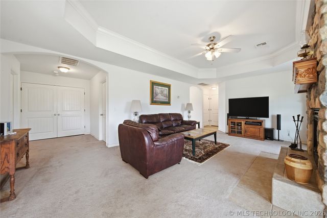2501 E 171st Street S, Mounds, OK 74047