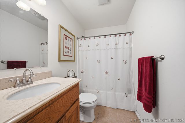 2501 E 171st Street S, Mounds, OK 74047