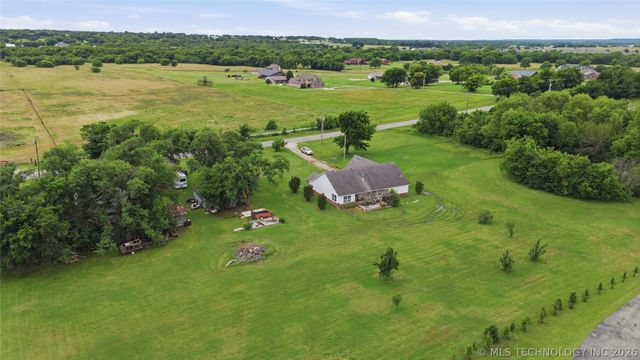 2501 E 171st Street S, Mounds, OK 74047
