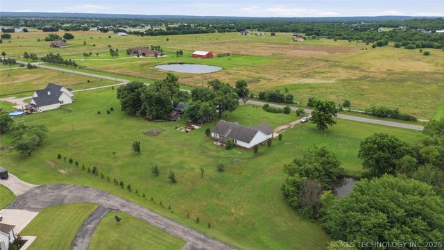 2501 E 171st Street S, Mounds, OK 74047