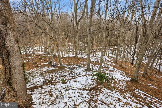 801 CALVERT TOWNE DR, Prince Frederick, MD 20678