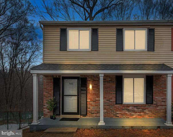801 CALVERT TOWNE DR, Prince Frederick, MD 20678