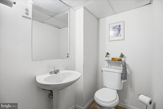 801 CALVERT TOWNE DR, Prince Frederick, MD 20678