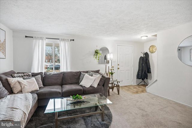 801 CALVERT TOWNE DR, Prince Frederick, MD 20678