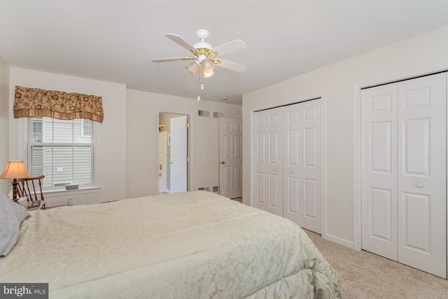 43 APPLE BLOSSOM DR, Lancaster, PA 17602