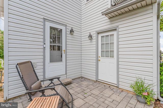 43 APPLE BLOSSOM DR, Lancaster, PA 17602