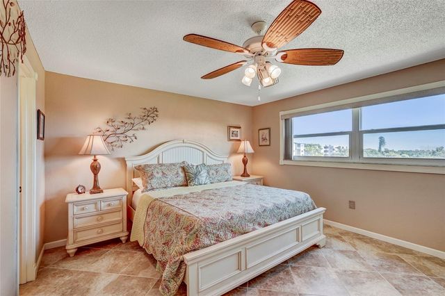 4040 IRONWOOD CIRCLE 406F, Bradenton, FL 34209