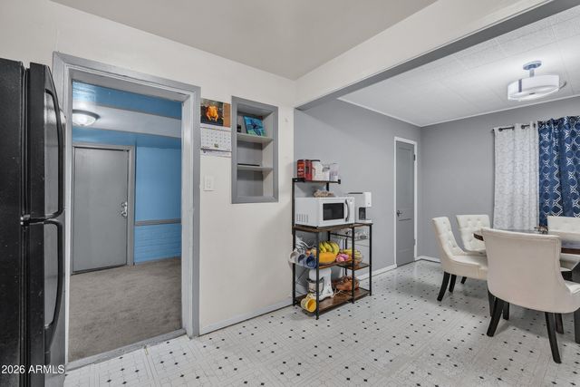 2801 W GLENROSA Avenue, Phoenix, AZ 85017