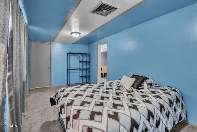 2801 W GLENROSA Avenue, Phoenix, AZ 85017