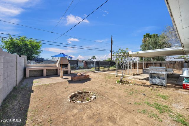 2801 W GLENROSA Avenue, Phoenix, AZ 85017