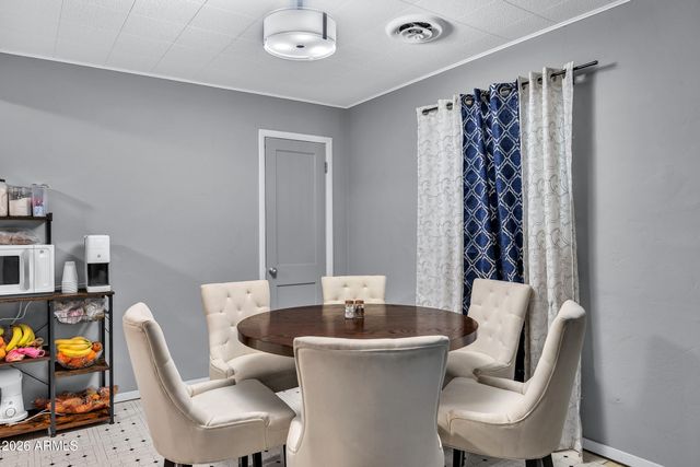 2801 W GLENROSA Avenue, Phoenix, AZ 85017