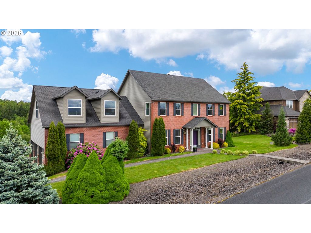 24 EMPIRE Dr, Silver Lake, WA 98645