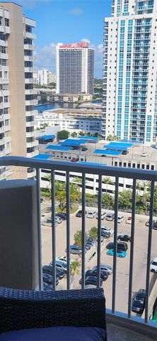 1985 S OCEAN DR 15M, Hallandale Beach, FL 33009