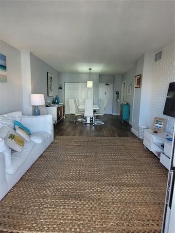 1985 S OCEAN DR 15M, Hallandale Beach, FL 33009