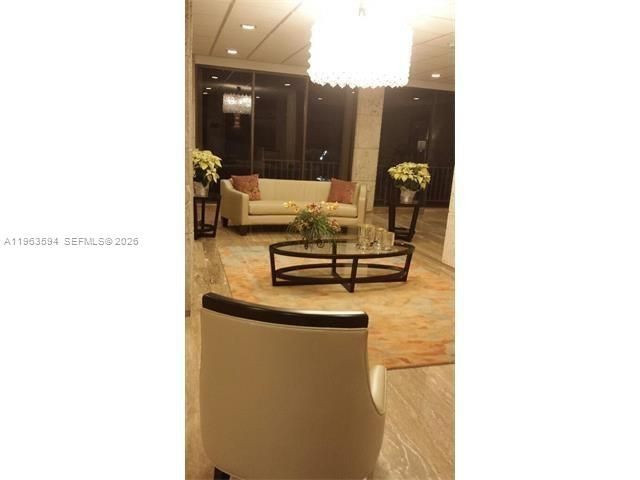 1985 S OCEAN DR 15M, Hallandale Beach, FL 33009