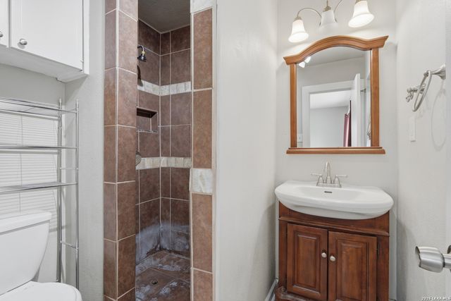 511 Solar, San Antonio, TX 78227
