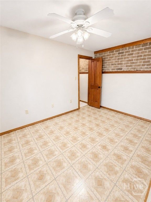 Image 17 of property listing at 2903 W Bay Street 2, Savannah, GA 31408