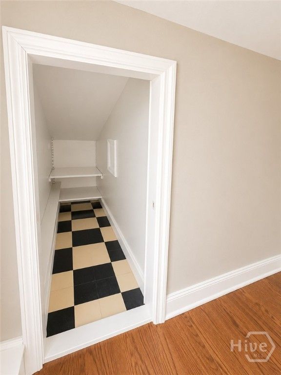 Image 29 of property listing at 2903 W Bay Street 2, Savannah, GA 31408