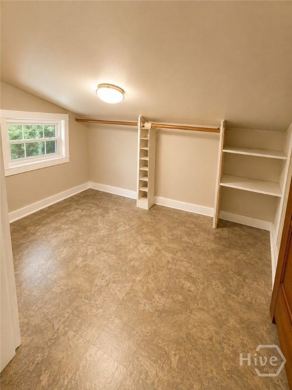 Image 35 of property listing at 2903 W Bay Street 2, Savannah, GA 31408