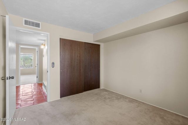 9070 E Kayenta Drive, Tucson, AZ 85749