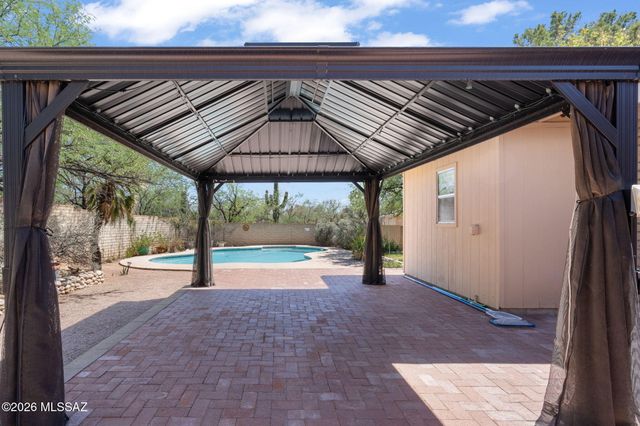 9070 E Kayenta Drive, Tucson, AZ 85749