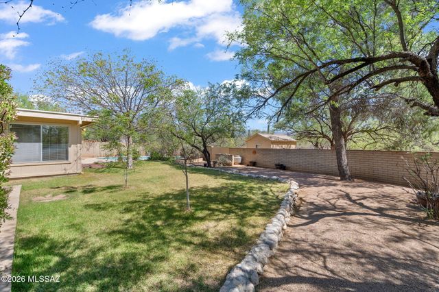 9070 E Kayenta Drive, Tucson, AZ 85749