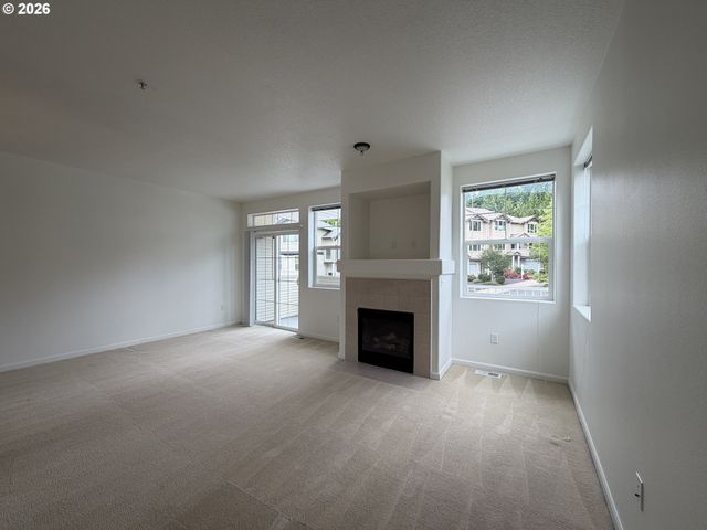 15485 Sw SPARROW Loop 101, Beaverton, OR 97007
