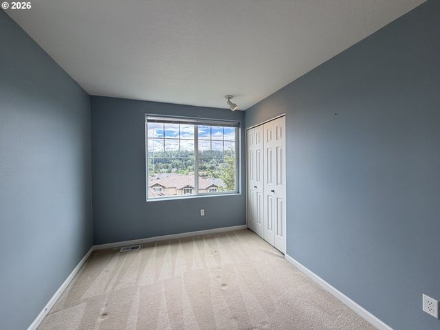15485 Sw SPARROW Loop 101, Beaverton, OR 97007