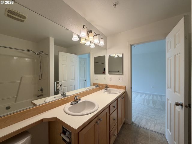15485 Sw SPARROW Loop 101, Beaverton, OR 97007