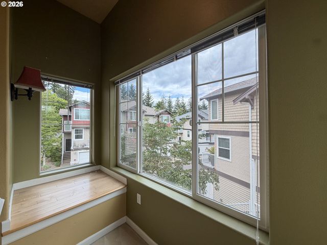 15485 Sw SPARROW Loop 101, Beaverton, OR 97007