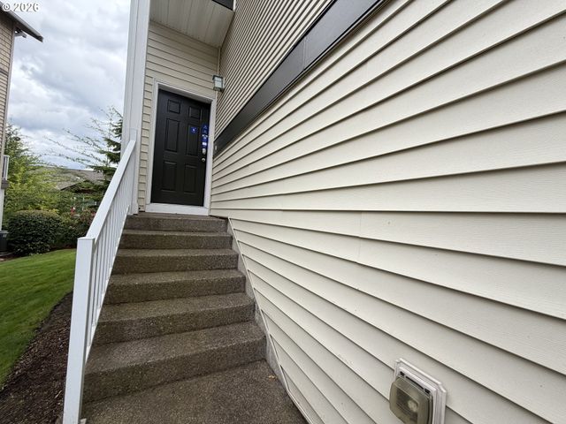 15485 Sw SPARROW Loop 101, Beaverton, OR 97007