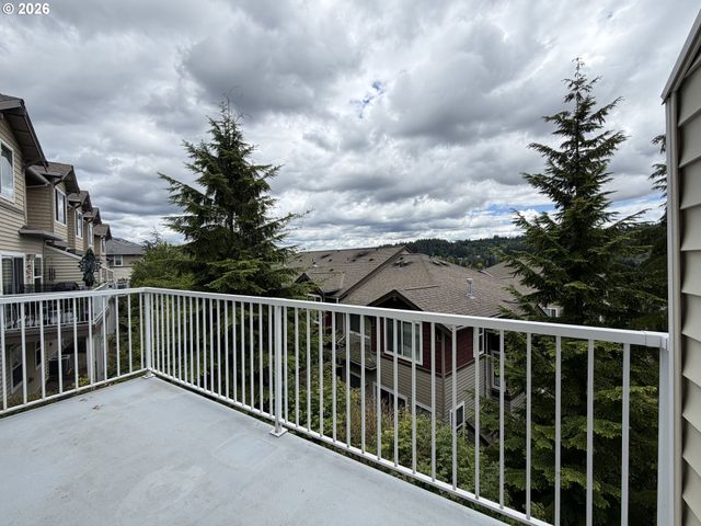 15485 Sw SPARROW Loop 101, Beaverton, OR 97007