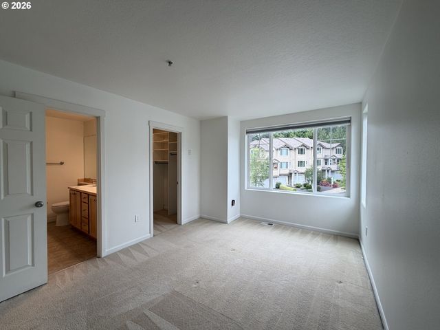 15485 Sw SPARROW Loop 101, Beaverton, OR 97007