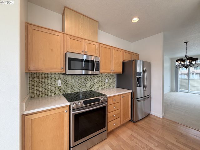 15485 Sw SPARROW Loop 101, Beaverton, OR 97007