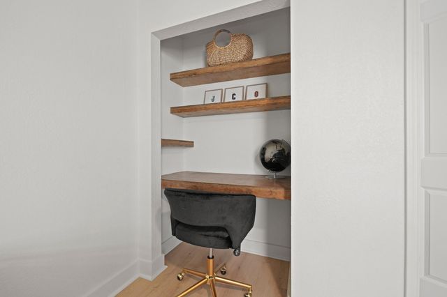 2207 Cheshire Lane, Houston, TX 77018