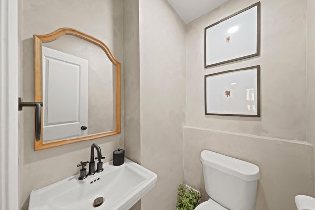 2207 Cheshire Lane, Houston, TX 77018